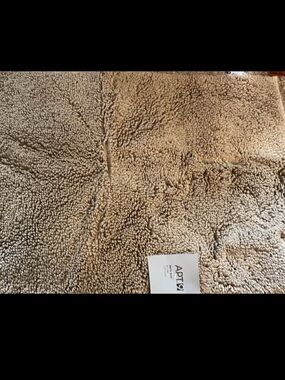 Apt. 9/ Bath Mat/ 21 x 34